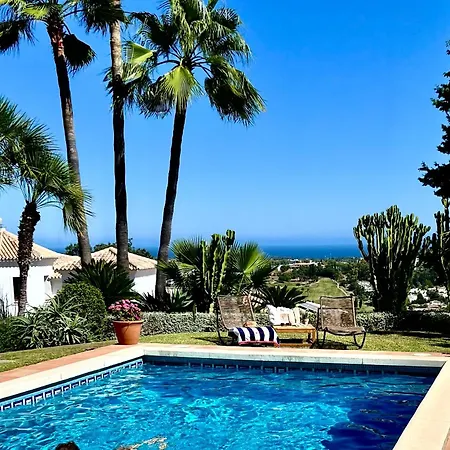 Private Luxury 5 Bedroom Benahavis Near Marbella 别墅
