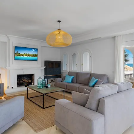 Private Luxury 5 Bedroom Benahavis Near Marbella *